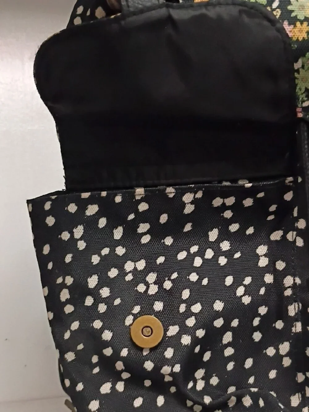 N/A versatile black